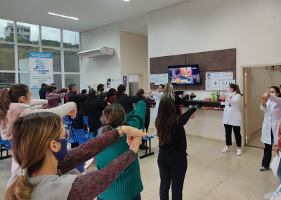 CAPS II promove aula de ginástica laboral