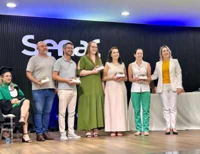 COORDENADORA TÉCNICA DO CONSUD PARTICIPA DA FORMATURA DO CURSO TÉCNICO EM ENFERMAGEM DO SENAC
