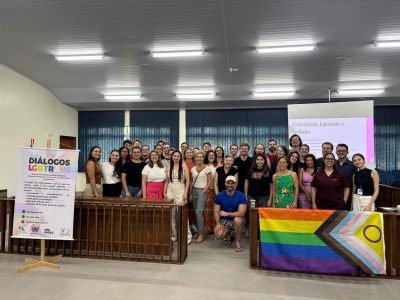 PROFISSIONAIS DO CAPS AD III E CRE PARTICIPAM DE CAPACITAÇÃO SOBRE EQUIDADE LGBTI+